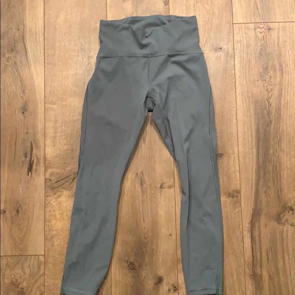 Lululemon workout pants, 25” length